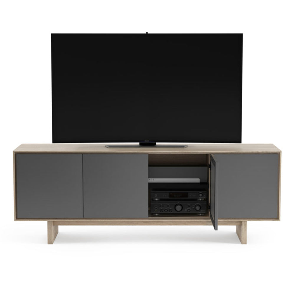 Octave 8379 Media Console